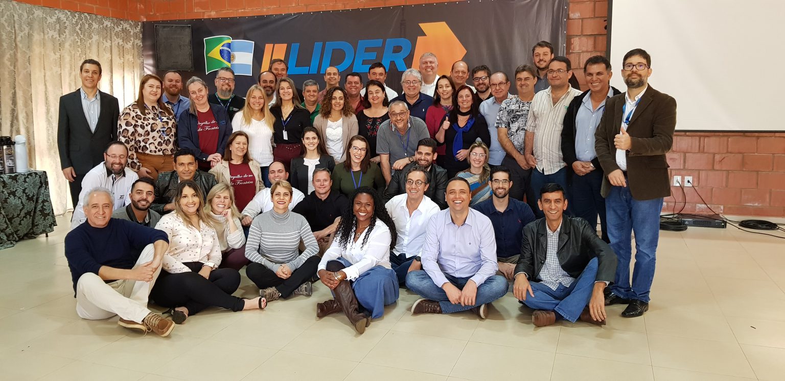 Equipe do Sebrae Minas reunida para mostrar as ações de liderança no terceiro setor