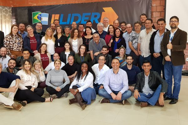 Equipe do Sebrae Minas reunida para mostrar as ações de liderança no terceiro setor