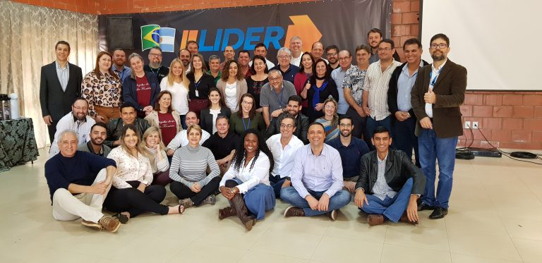 Equipe do Sebrae Minas reunida para mostrar as ações de liderança no terceiro setor